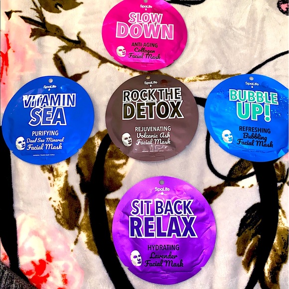 Face masks - Picture 1 of 6